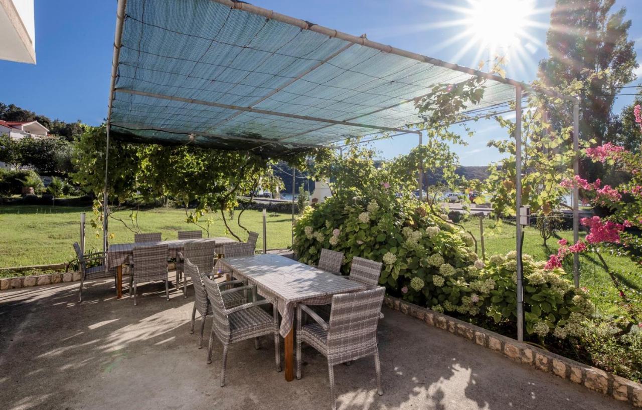 Apartments Stanicic Kampor Extérieur photo